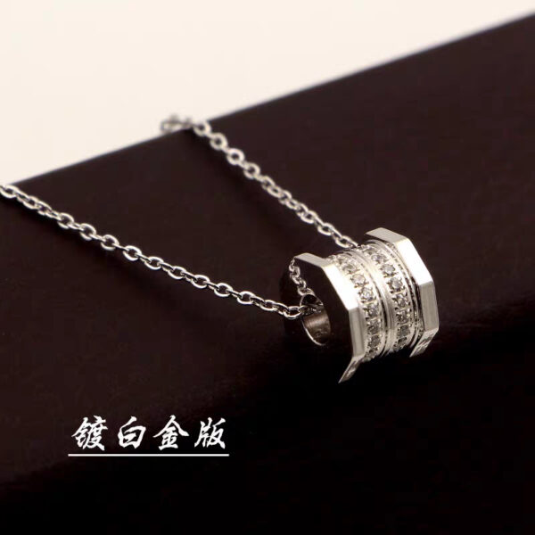 Wholesale 2024 Explosive Simple All-match Small Man Waist Internet Celebrant Wheel Necklace Stainless Steel Necklace Fashion Micro Zircon Pendant