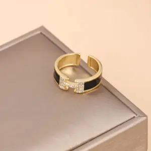 2246-Golden Black / One Size