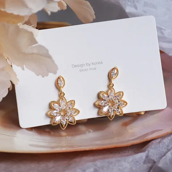 Wholesale Korean Copper Micro-set Zircon Crystal Flower Earrings Female