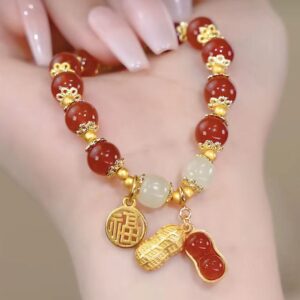 Red beads [good things bloom] bracelet
