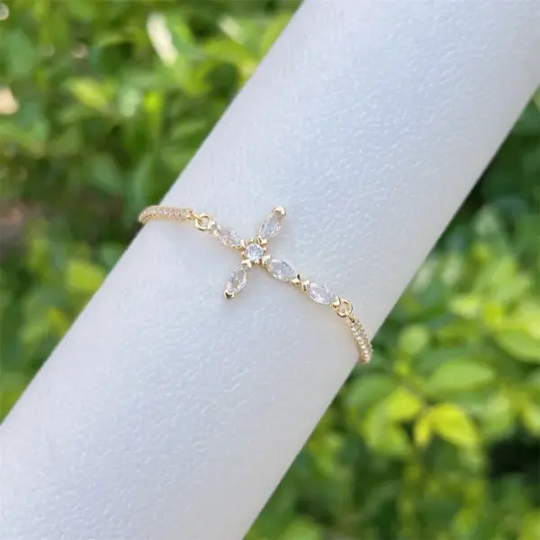 Wholesale Jewelry Casual Modern Style Classic Style Cross Copper Bracelets