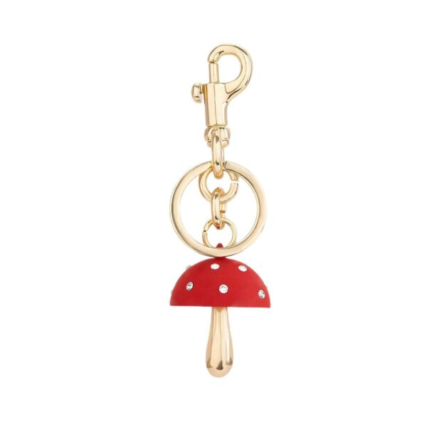 Wholesale Amazon Hot Sale Fashion Keychain Women's Bag Decorative Cute Mushroom Exquisite Metal Keys Bag Buckle in stock