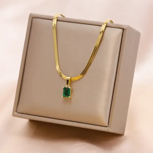 Wholesale Fashion Square Stainless Steel Plating Inlay Zircon Pendant Necklace 1 Piece