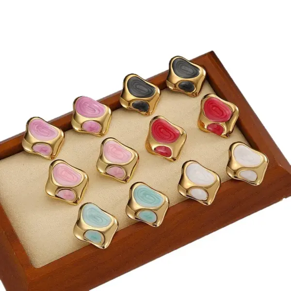 Wholesale Fashionable Hollow Stainless Steel Earrings Women's INS Style 18K Gold Geometric Irregular Retro Hydraulic Moulding