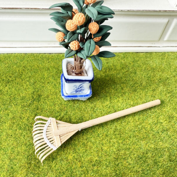 Wholesale 1:12 Doll House dollhouse Mini Model Miniature Photo Props Gardening Tools Bamboo Harrow Farm Tools Mop