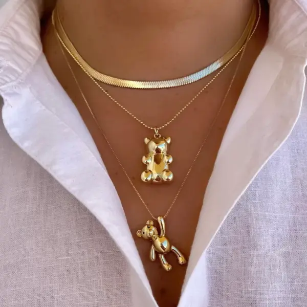 Wholesale Hip Hop Cuban Link Chain Bear Pendant Necklace Snake Chain Choker Copper With 18k Gold Plated Jewelry Necklace Chain Set Women