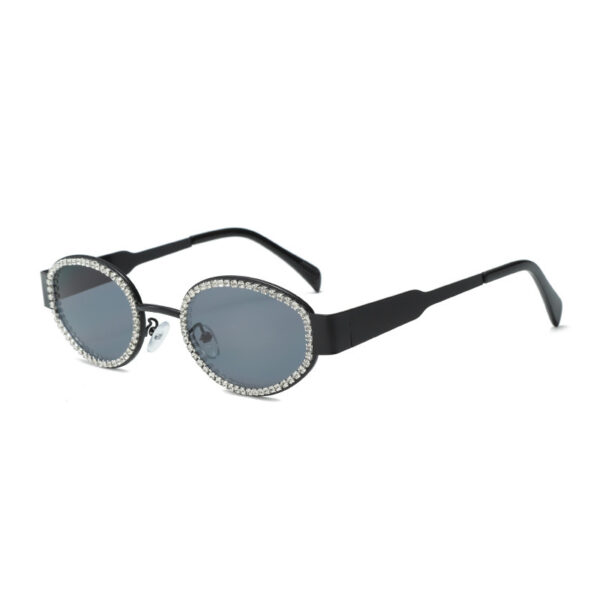 Wholesale oval metal sunglasses women's high-end feeling ins sunshade glasses fashionable y2k diamond-encrusted vintage sunglasses