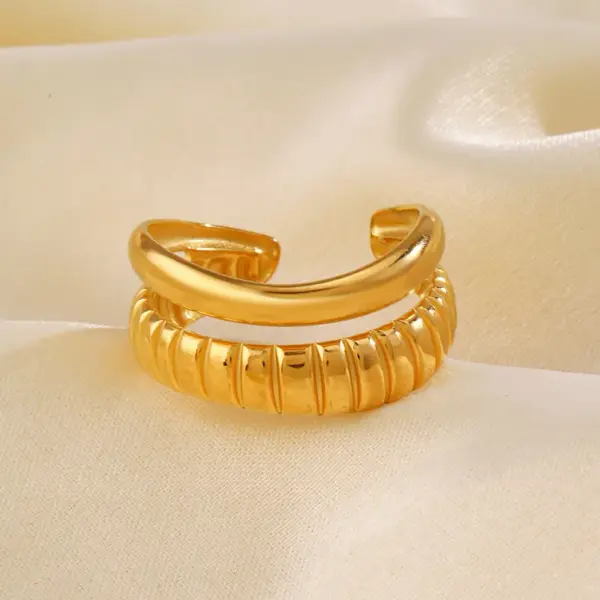 Wholesale PVD Coated 18K Gold Plated Lines 304 Stainless Steel IG Style Simple Style Waterproof Non Tarnish Open Rings