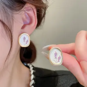 Silver Needle drop oil white flower oval earrings