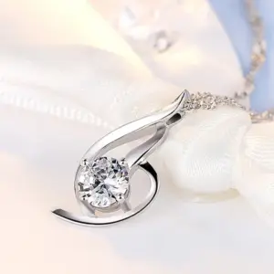 White Diamond Suit / White gold color