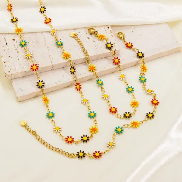 Wholesale PVD Coated 14K Gold Real Gold Plated Flower 304 Stainless Steel Sweet Waterproof Non Tarnish Bracelets Anklet Necklace