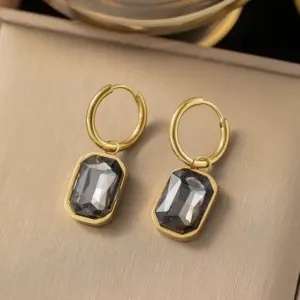 6 [Ag394] Gray Diamond Earrings / Gold