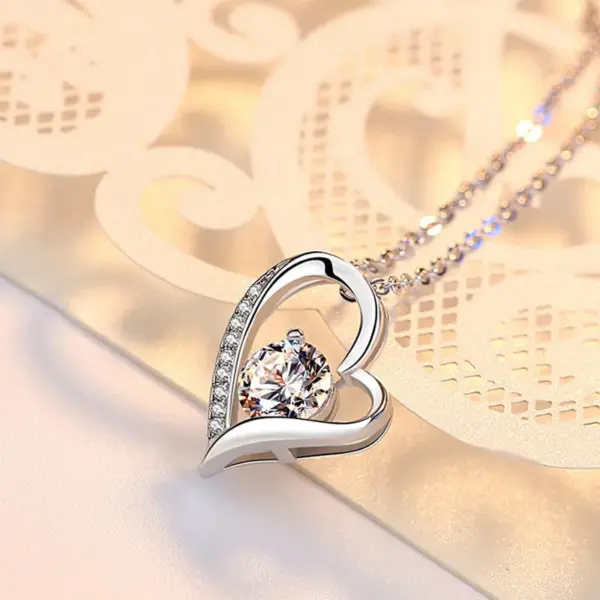 Wholesale Titanium Steel Copper Plating Heart Shape Zircon Pendant Necklace