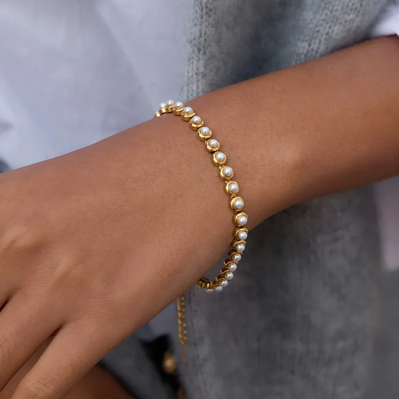 Wholesale Women - Classic Style / 18K Gold 304 Stainless Steel + High Gloss Pearl / High Gloss Pearl Bracelet Combination Plated With 18K Real Gold Va