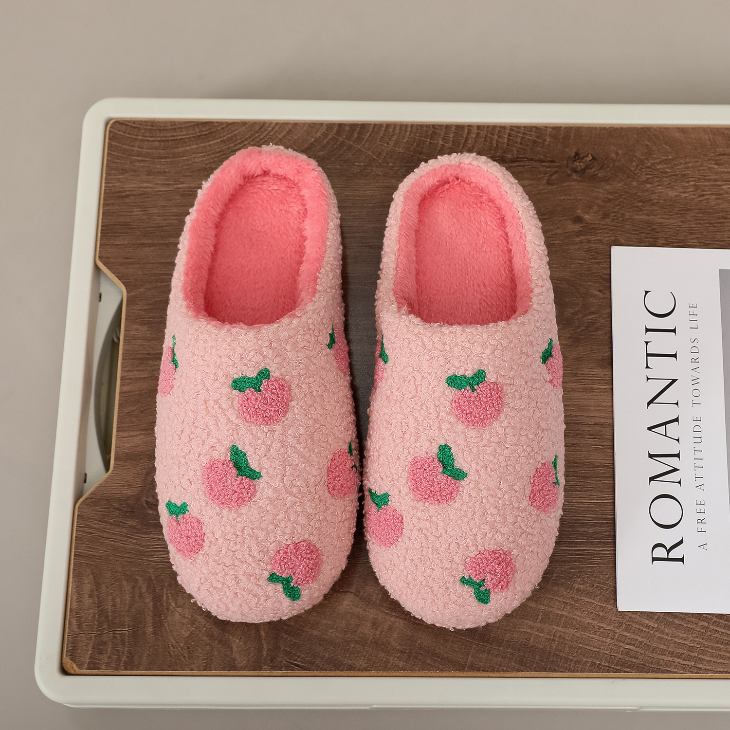 Wholesale Cross-Border Cute y Peach Cartoon Home Cotton Slippers Warm Soft Bottom Silent Plush Slippers