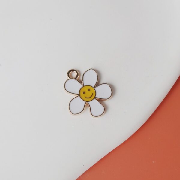 Wholesale smiley face flower oil drop alloy accessories Pendant