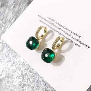 Golden Hole Green (with Diamond)