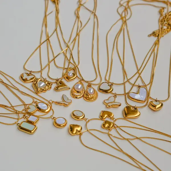 Ion Plating (IP) Electrocardiogram Heart Shape Butterfly 304 Stainless Steel Elegant Modern Style Waterproof Non Tarnish 304 Stainless Steel Lobster Trigger Clasp Closure Pendant Necklace