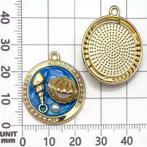 1 oil-plated pearl clam shell 28x25mm-4.6g-22061