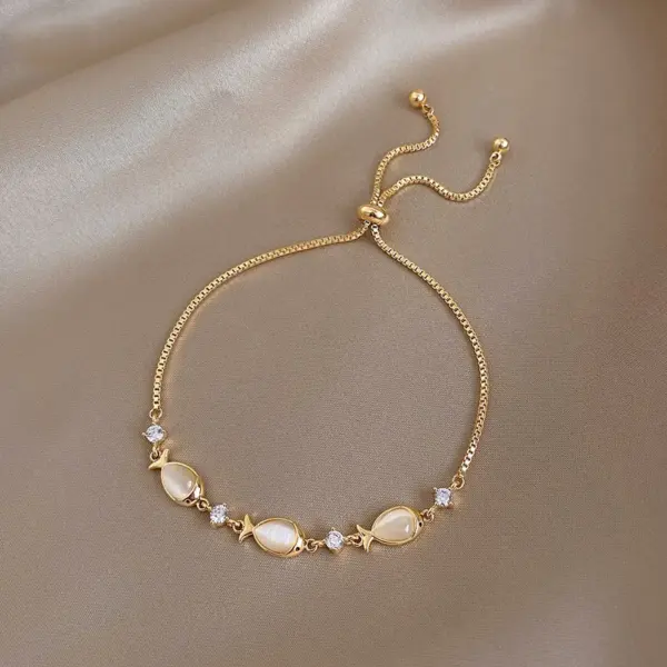 Wholesale Jewelry Sweet Fish Copper Cat's Eye Stone Zircon Plating Inlay Box Chain Bracelets