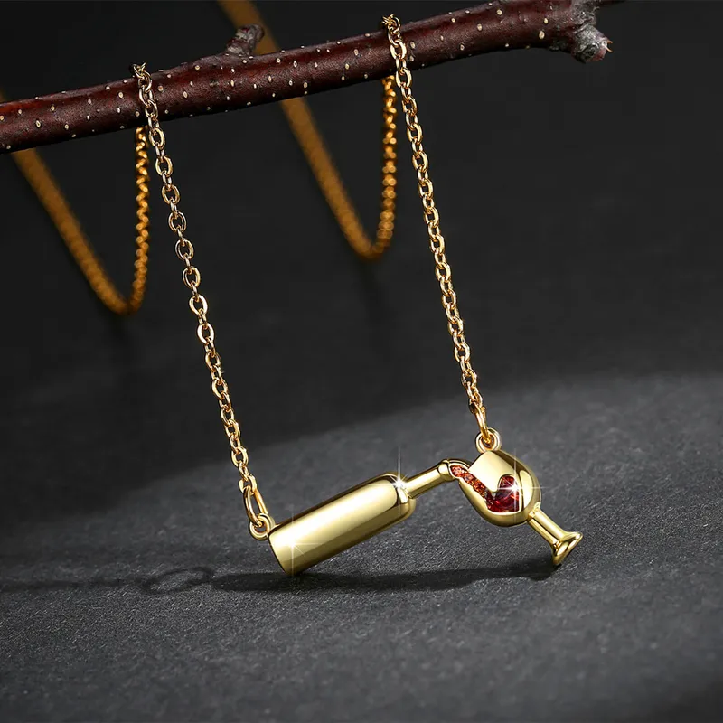 Wholesale Elegant Classic Style Heart Shape Wine Bottle Copper Plating Inlay Zircon Pendant Necklace