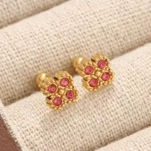 Gold / Average Size / A Pair of Four-leaf Flower Red Diamonds