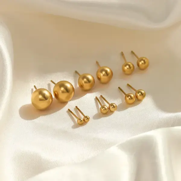 Wholesale 1 Pair Simple Style Ball Solid Color Plating 304 Stainless Steel Stainless Steel Earrings