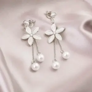 2 # Silver Flower Tassel Ear Clip