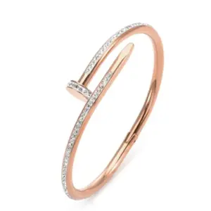 30 B-D-6 Diamond Nail Bracelet / Rose Gold