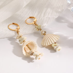 White turquoise shell