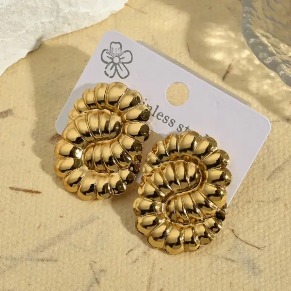 Wholesale Elegant Oval And Tear Drop Shaped Stainless Steel 201 Woven Earrings Fashionable And Stylish Women's Jewelry Accessory