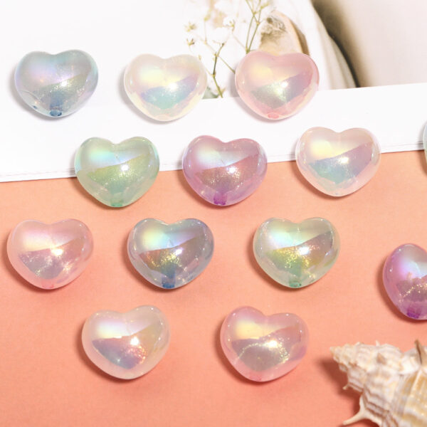 Wholesale Luminous fat love acrylic beads thin flash peach heart vertical hole beaded mobile phone chain diy accessories loose beads