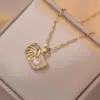 304 Stainless Steel Plastic Shell Ion Plating (IP) Acrylic 18K Gold Plated Beach Simple Style Waterproof Non Tarnish Pendant Necklace