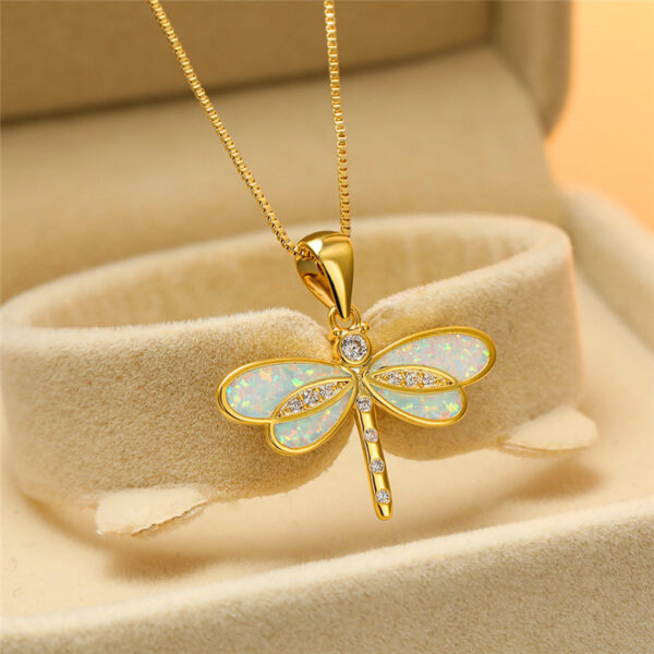 Wholesale Yansheng cross-border source wish New ins cold style gold dragonfly Aobao necklace women's simple fashion necklace