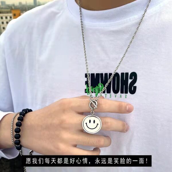 Wholesale Amazon Stainless Steel Rotating Smiley Sweater Necklace Hip-Hop European and American Long Style 2023 New Ins Jewelry Versatile