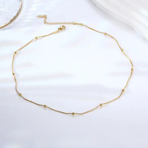Wholesale PVD Coated Real Gold Plated 18K Gold Solid Color 304 Stainless Steel Simple Style Commute Waterproof Non Tarnish 304 Stainless Steel Necklace