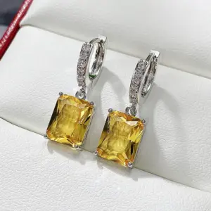 E1547 Yellow