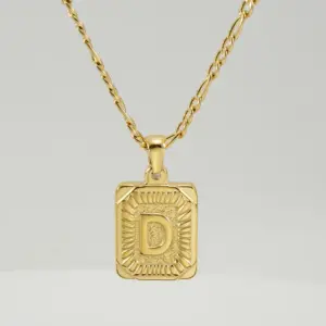 Golden D [with Chain]]
