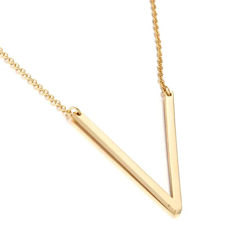 Wholesale PVD Coated 18K Gold Plated Letter Titanium Steel Simple Style Waterproof Non Tarnish Necklace