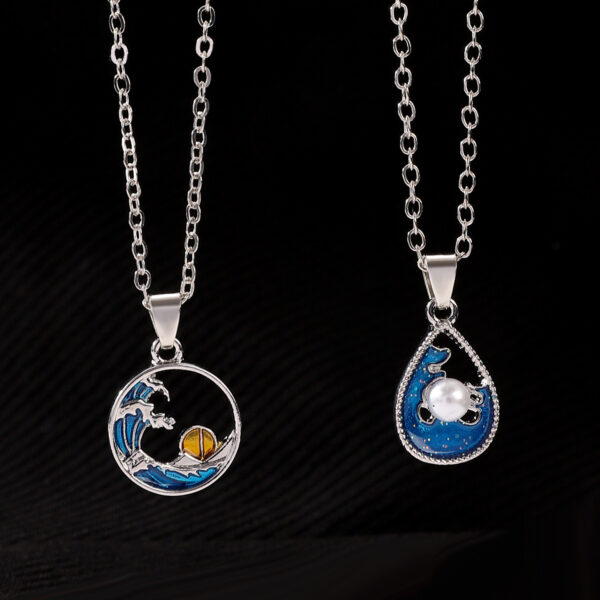 oly-f6fa7075d3344d71738bd6b4484dbf5c Wholesale Fashion ocean wave hollow pearl pendant necklace women beach holiday Joker necklace 2024 summer necklace