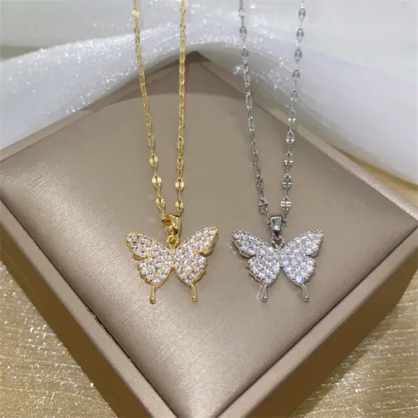 Wholesale PVD Coated Real Gold Plated Butterfly Stainless Steel Fashion Waterproof Non Tarnish Necklace