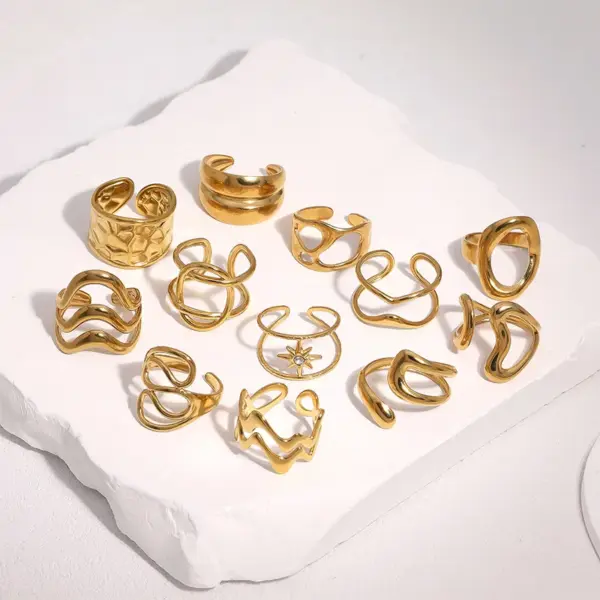 Wholesale Minimalist 304 Stainless Steel Open Ring Geometric Lines Minimalist Cold Style 18K Gold Plated Vacuum Electroplating Waterproof Non-Fading Eight-Pointed Star Oval Titanium Steel Ring For Women