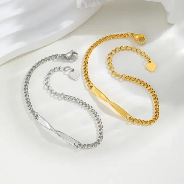 Wholesale Universal Fashion Simple Stainless Steel Mobius Bracelet Couple Style Women's Version Lobster Clasp Casual Minimalist Design