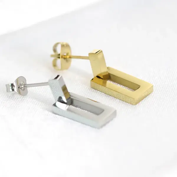 Wholesale Fashion Geometric Hollow Rectangular Pendant Titanium Steel Earrings