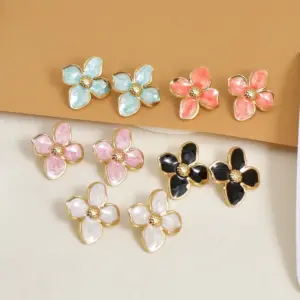 Wholesale Ion Plating (IP) Flower 304 Stainless Steel Casual Pastoral Simple Style Waterproof Non Tarnish Ear Studs