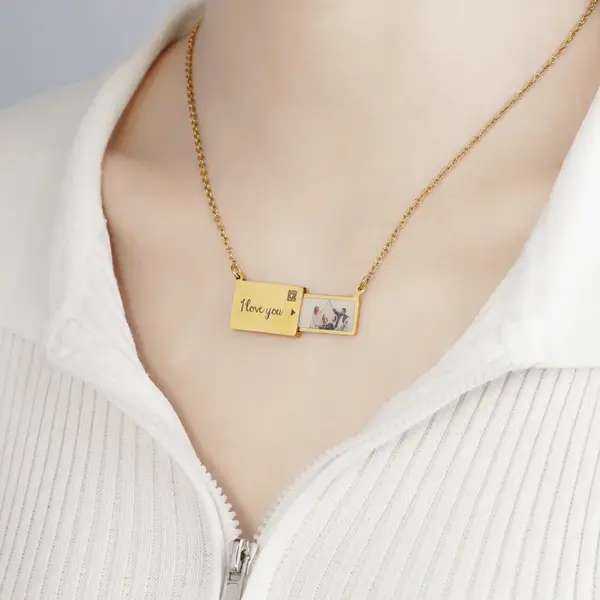 Wholesale Creative Pull-out Photo Envelope Fashion Stainless Steel Letter Clavicle Chain