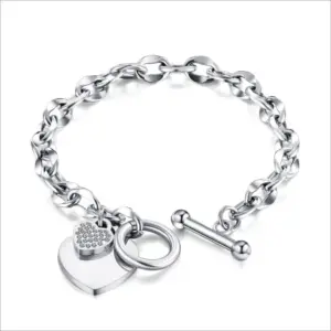 A558-Diamond in the Debris Heart Bracelet Steel Color