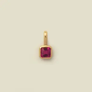 July Single Pendant