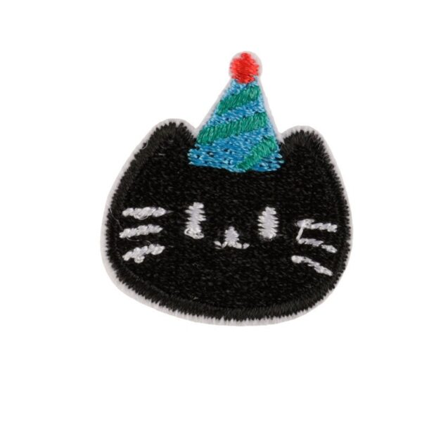 Wholesale Cute Cartoon Animal Cloth Sticker small size Patch Advanced Sense Embroidery Sticker Clothes Pants Ripped Decorative Adhesive Self-sewing