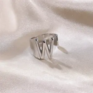 Silver / W